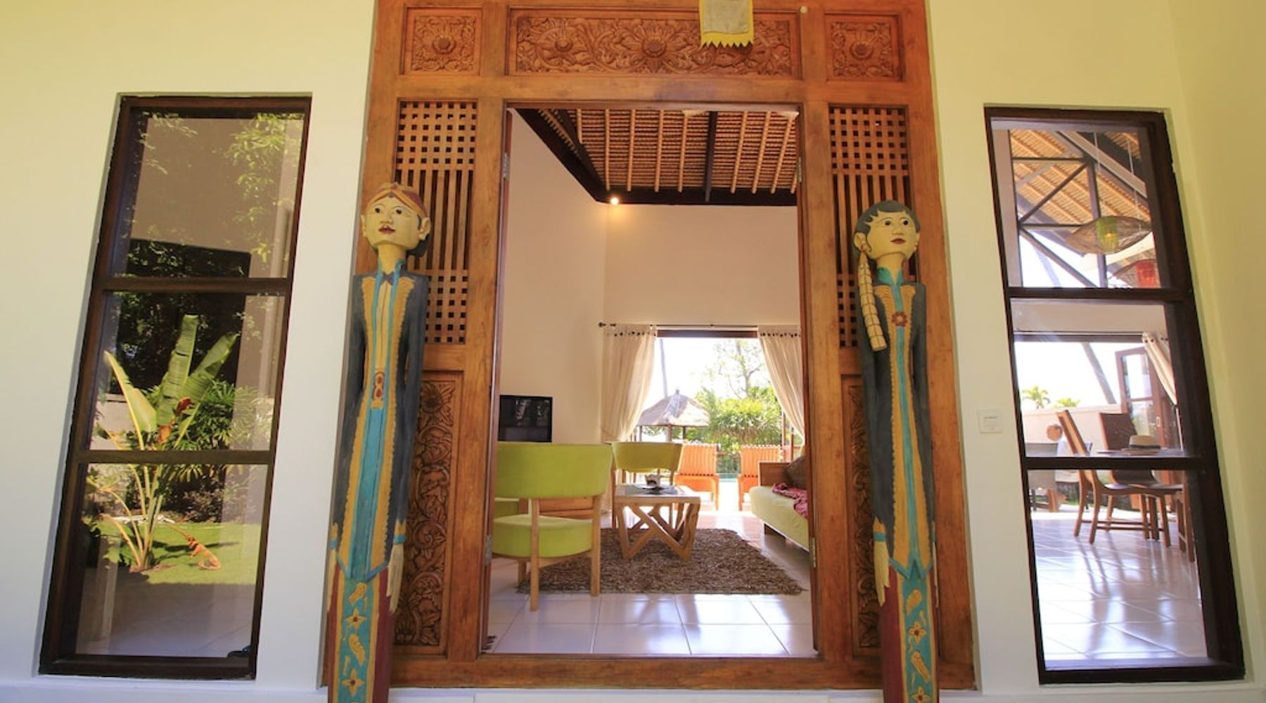 The entrance to this wonderful property