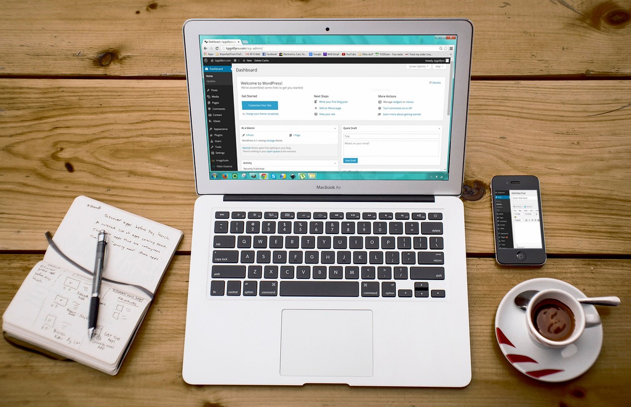 Top 9 website builders property managers use for their vacation rental