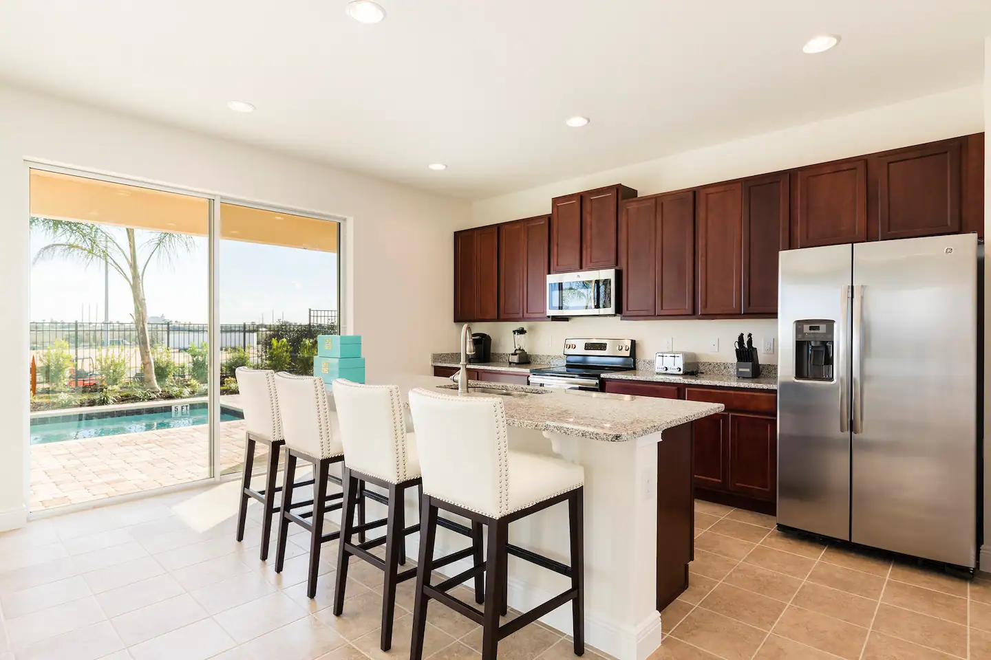 Fully-equipped Kitchen