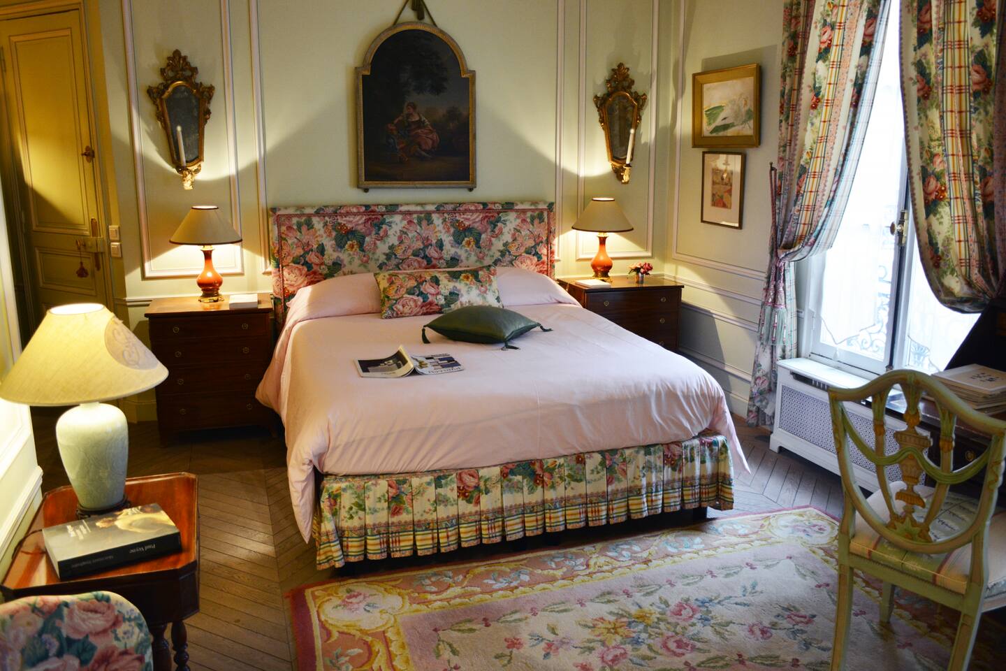 Master bedroom furnished with a queen-sized bed.